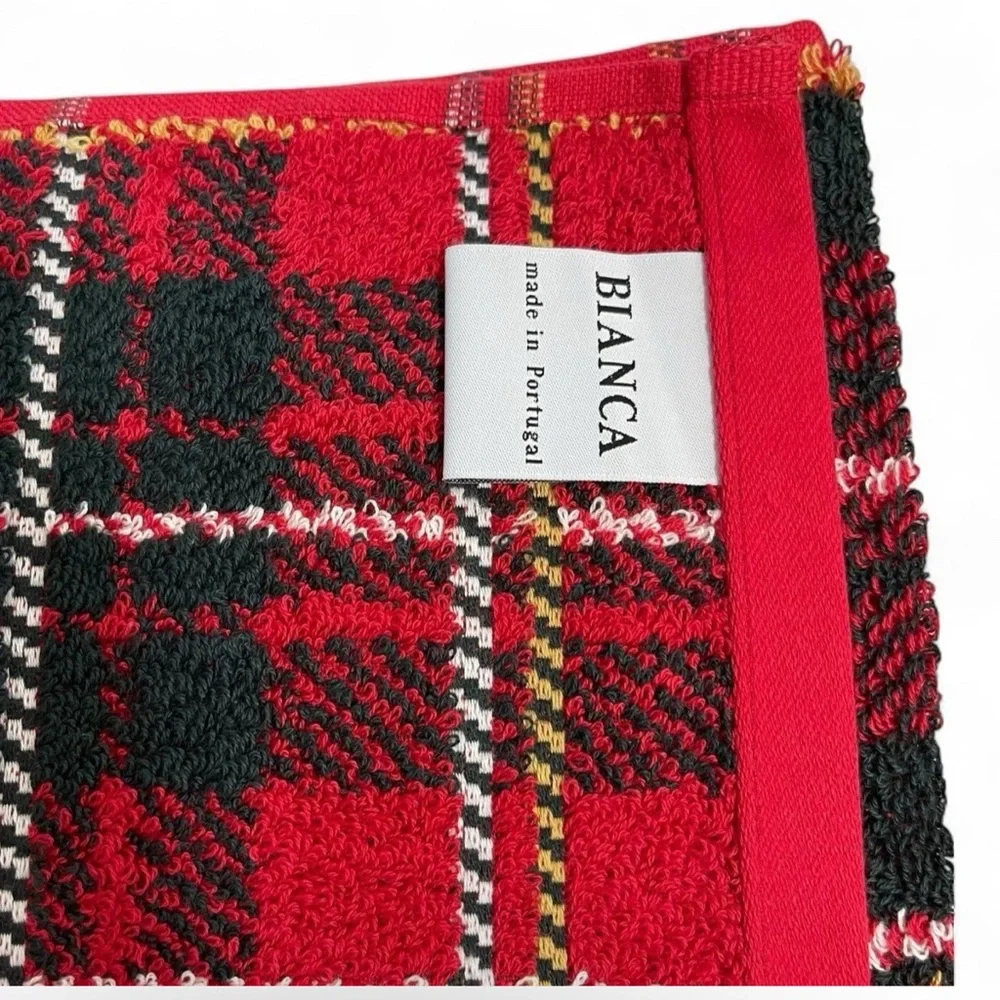 Bianca 2 Pc Fingertip Towels Christmas Holiday Plaid Cotton 11x18” Made Portugal